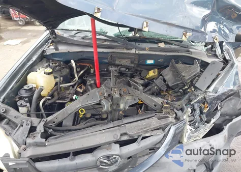 2001 Mazda Tribute Dx V6 z USA, uszkodzony, nr VIN 4F2YU06161KM60082